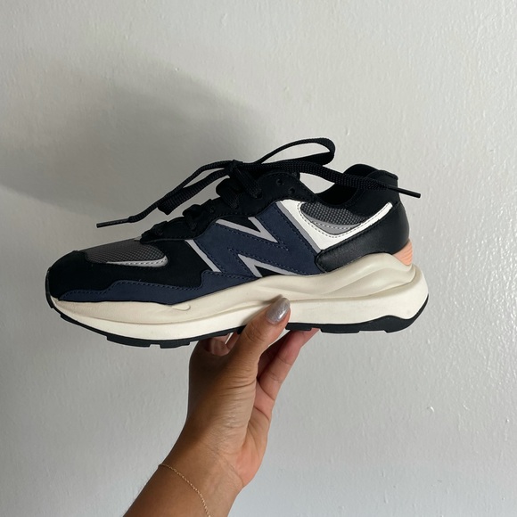 New Balance 5740lb Womens - Picture 5 of 7